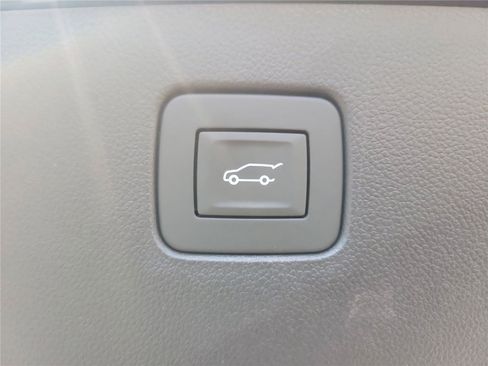 New 2026 Buick Envista Sport Touring w/ Convenience I Package FWD image 9