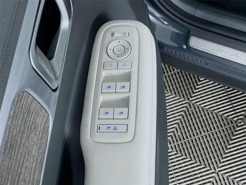 New 2024 Hyundai Santa Fe Calligraphy AWD/4WD image 17