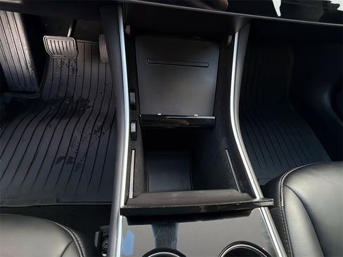 Used 2019 Tesla Model 3 Standard Range Plus image 28