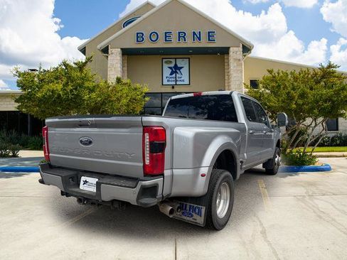 Used 2023 Ford F350 Lariat w/ Lariat Ultimate Package AWD/4WD image 6