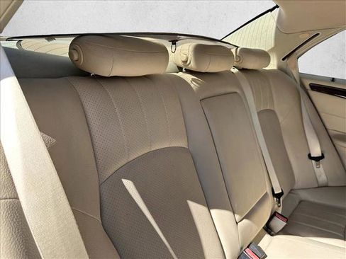 Used 2007 Mercedes-Benz C 280 Sedan image 24