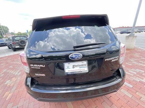 Used 2017 Subaru Forester 2.5i Premium w/ All-Weather Package AWD/4WD image 31