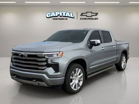 Used 2025 Chevrolet Silverado 1500 High Country image 1