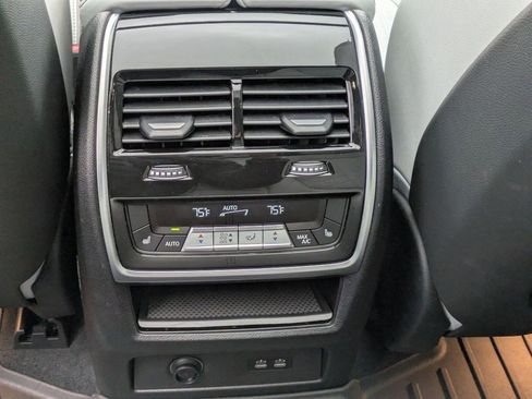 Used 2025 BMW X5 M60i w/ Climate Comfort Package AWD/4WD image 28