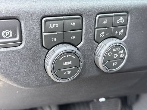 New 2026 Chevrolet Silverado 1500 RST w/ RST All Star Premium Package AWD/4WD image 17