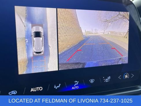 Certified 2024 Chevrolet Equinox EV RS FWD image 14