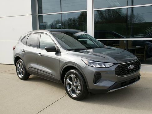 New 2026 Ford Escape ST-Line w/ Tech Pack #1 image 2