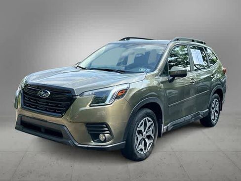 Certified 2023 Subaru Forester Premium AWD/4WD image 1