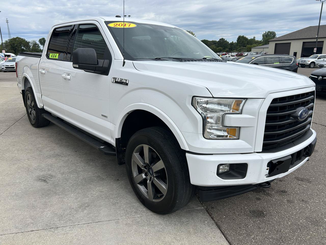 Used 2017 Ford F150 XLT w/ Equipment Group 301A Mid AWD/4WD image 3
