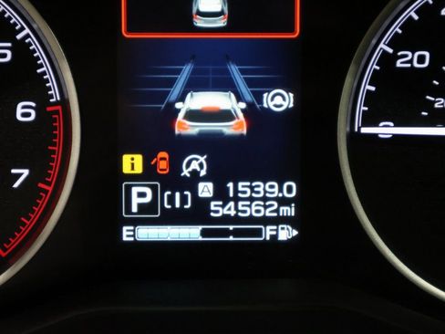 Used 2023 Subaru Forester Limited image 40