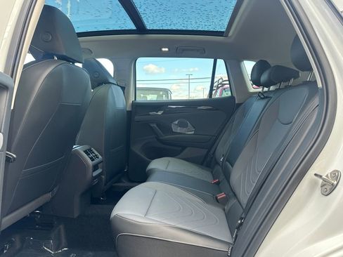 New 2026 Volkswagen Tiguan SE image 14