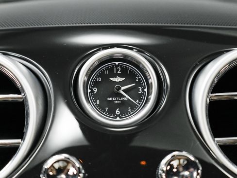 Used 2016 Bentley Continental GT image 12