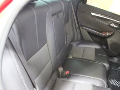 Used 2014 Chevrolet Impala LT FWD image 9
