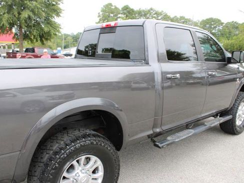 Used 2014 RAM 2500 Laramie w/ Convenience Group image 10