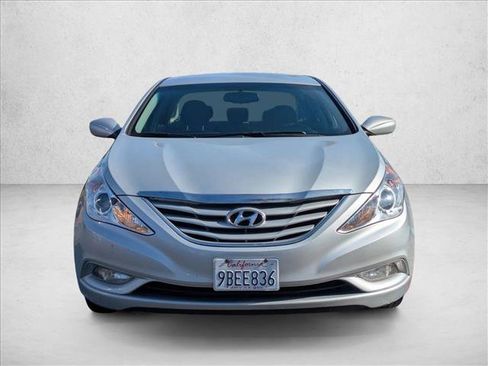Used 2013 Hyundai Sonata GLS w/ Popular Equipment Pkg image 2