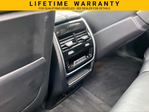 Used 2021 BMW X7 xDrive40i w/ M Sport Package AWD/4WD image 31