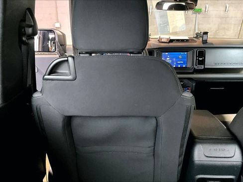 Used 2022 Ford Bronco 2-Door w/ Sasquatch Package image 12