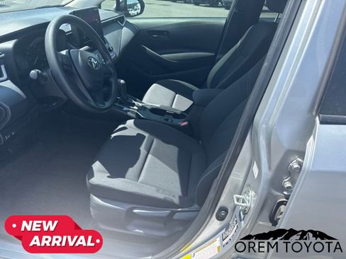 Used 2023 Toyota Corolla LE w/ LE Convenience Package FWD image 10