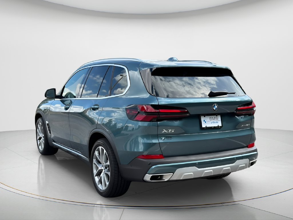 Used 2024 BMW X5 xDrive40i w/ Premium Package AWD/4WD image 7