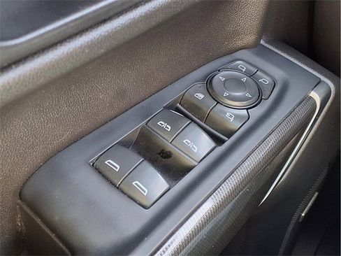 Used 2022 GMC Sierra 1500 AT4 w/ AT4 Premium Package image 17