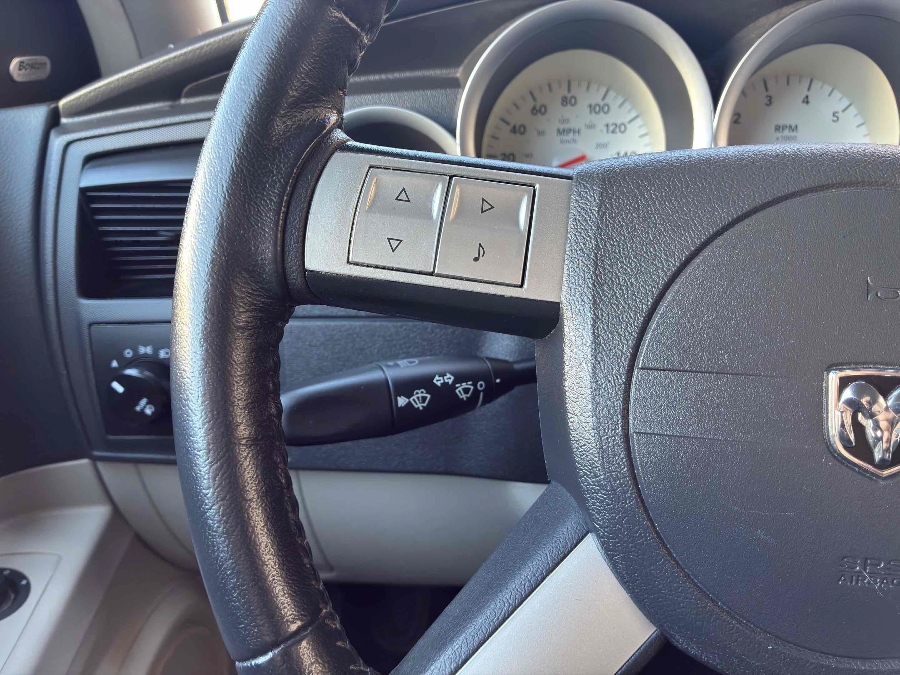Used 2006 Dodge Magnum R/T w/ Convenience Group II AWD/4WD image 19