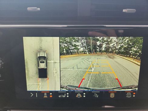 Used 2025 GMC Sierra 2500 Denali w/ Denali Reserve Package image 20