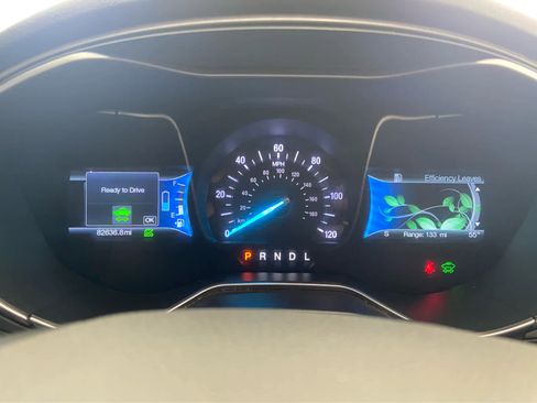 Used 2018 Ford Fusion SE image 22