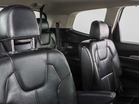 Used 2021 Kia Telluride EX w/ EX Premium Package image 29