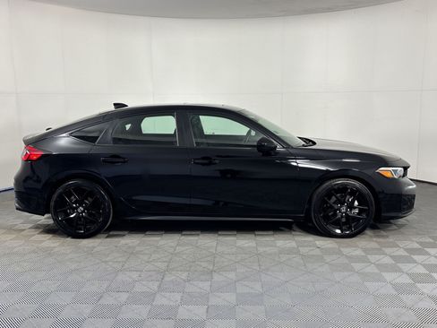 Used 2025 Honda Civic Sport image 8