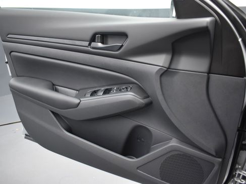 New 2025 Nissan Altima 2.5 S image 18