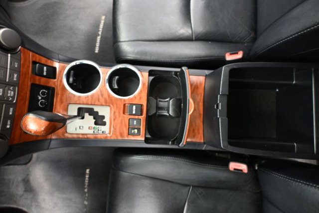 Used 2010 Toyota Highlander Limited AWD/4WD image 29