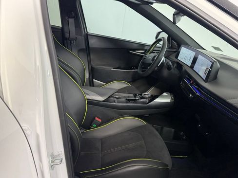 Used 2024 Kia EV6 GT AWD/4WD image 33