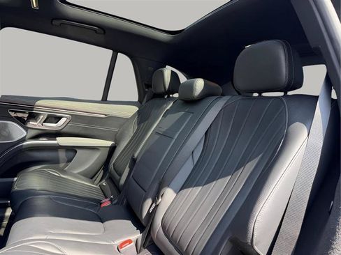 Used 2023 Mercedes-Benz EQS 450+ SUV image 28