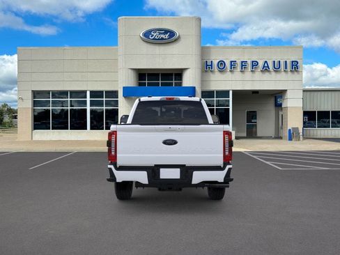 New 2026 Ford F250 Lariat w/ Black Appearance Package image 5