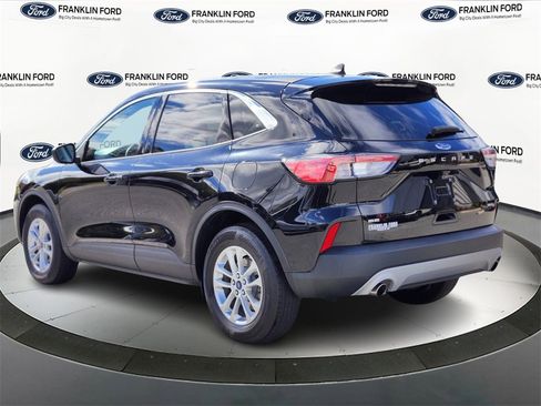 Certified 2022 Ford Escape SE w/ Convenience Package image 3