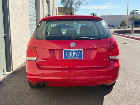 Used 2013 Volkswagen Jetta TDI image 5