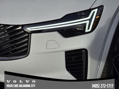 New 2026 Volvo XC90 B6 Plus w/ Protection Package Premier image 10