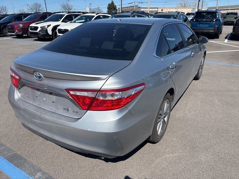 Used 2015 Toyota Camry SE image 10