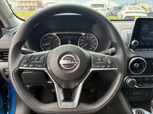 Used 2025 Nissan Sentra SV FWD image 22