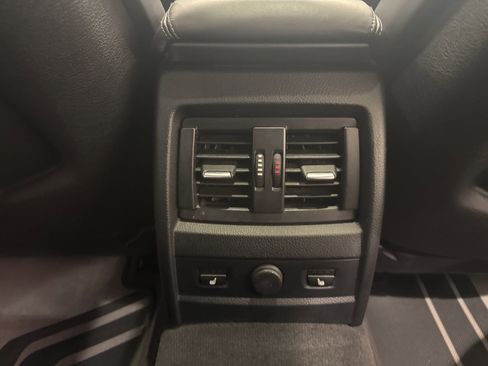 Used 2015 BMW M3 image 26