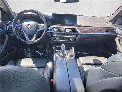 Used 2023 BMW 530i w/ Convenience Package RWD image 19