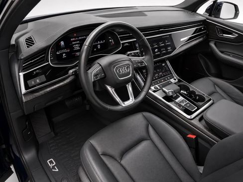 Used 2023 Audi Q7 2.0T Premium Plus AWD/4WD image 12