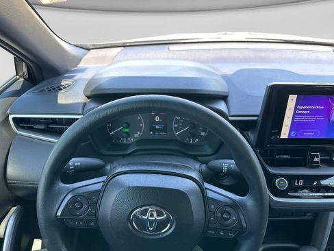 Used 2025 Toyota Corolla Cross AWD Hybrid image 29