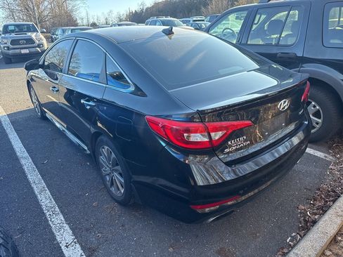 Used 2017 Hyundai Sonata Sport w/ Value Edition Package 02 image 3