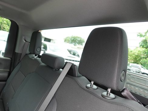 Used 2024 GMC Sierra 2500 Pro w/ Convenience Package image 22