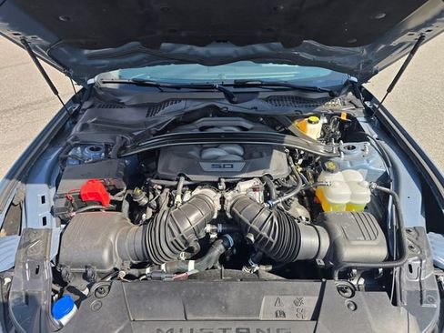 Used 2025 Ford Mustang GT Premium RWD image 28