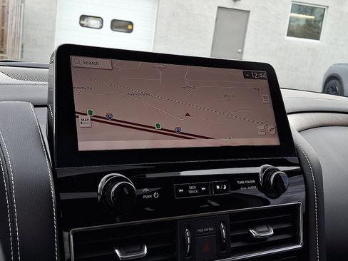 Certified 2024 INFINITI QX80 Premium Select w/ Cargo Package image 18