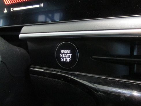 Used 2025 Kia K5 GT image 24