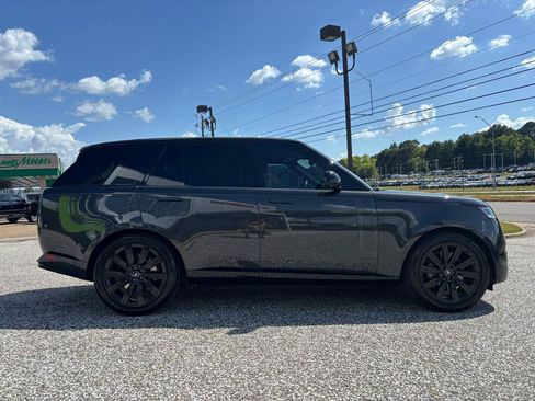 Used 2023 Land Rover Range Rover Autobiography AWD/4WD image 7