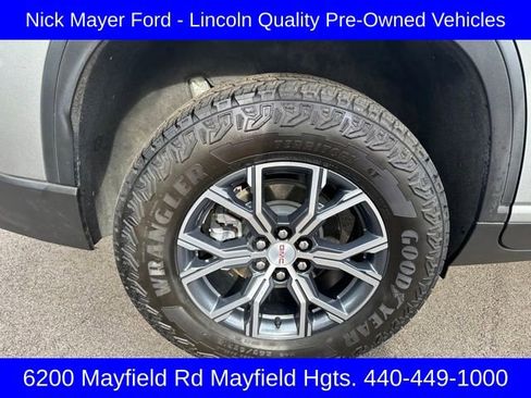 Used 2024 GMC Acadia AT4 w/ Luxury Package image 34